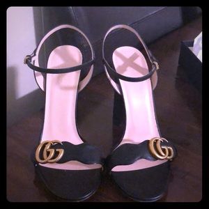 Gucci leather sandal